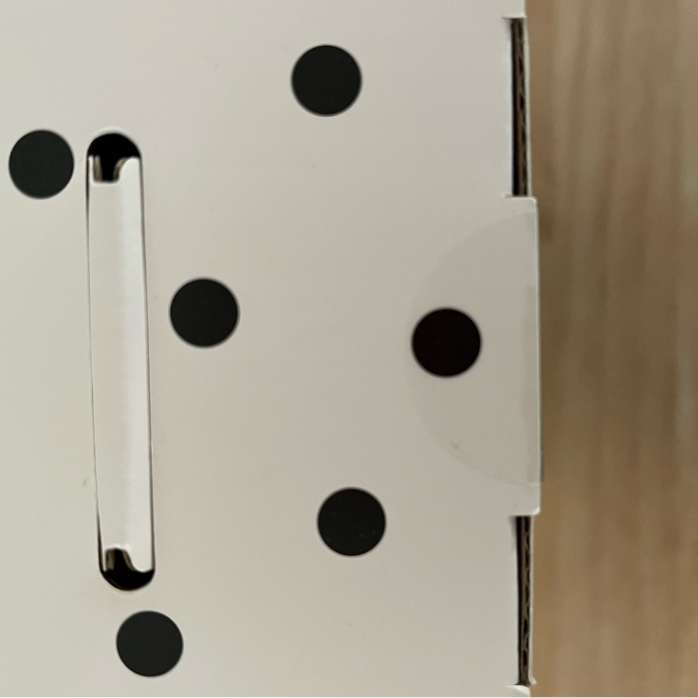 NWT Kate Spade New York Target Exclusive Polka Dot Portable Bluetooth Speaker - Picture 11 of 12